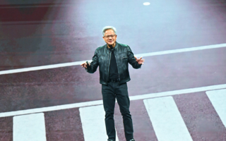 辉达重启H200晶片制造 黄仁勋：获销售许可、收到中国客户订单