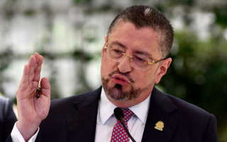 哥斯达黎加拒绝承认古巴共产政权合法性