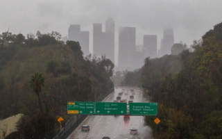 开年温暖异常 南加州未来2周将潮湿凉爽