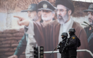 消息：伊朗新领袖穆杰塔巴并未真正掌权