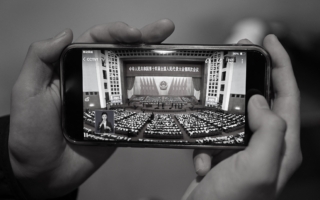 习近平两会下团 陪同高官人数逐年减少