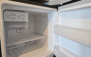 不说不知道 冰箱冷冻室底部有隆起的原因