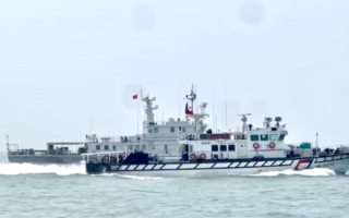 中共4海警船侵扰金门限制水域 遭台海巡驱离