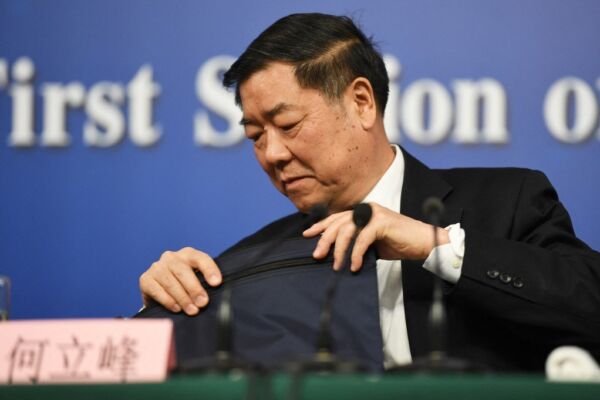 靳磊意外任深圳书记 谁是他的靠山？