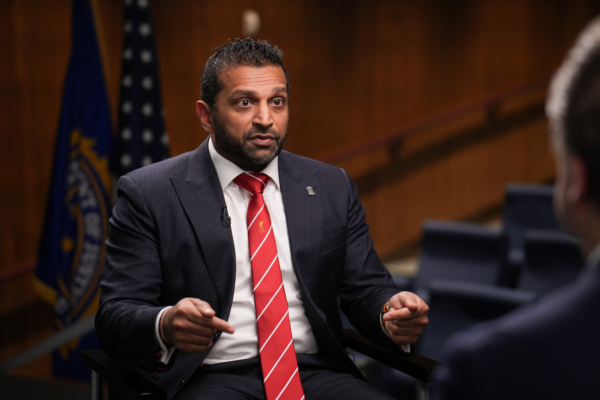 美起诉2中企和6中国公民 控其贩售芬太尼