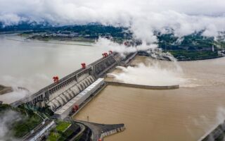 三峡集团专家被查 陆媒：三峡大坝还能撑多久？