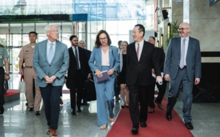 加速对台军售期程 台防长：美方紧迫感相当高