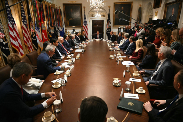 川普特使:有望说服伊朗签署和平协议