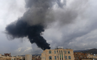 以色列空袭 击毙也门胡塞武装政府总理