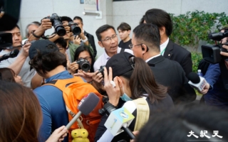 港宏福苑听证会 居民忆述逃生 哽咽未能救邻