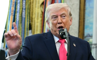 霍尔木兹海峡致燃油短缺 川普给盟友两选择