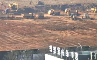 武汉市民再上街抗议建电池厂 遭警方镇压