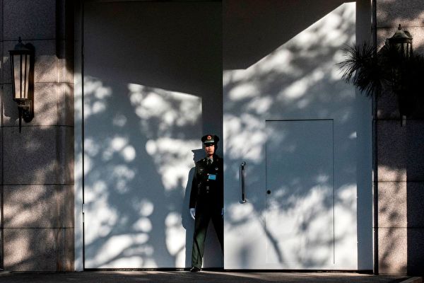 中共权力核心现罕见崩塌 专家:内斗白热化