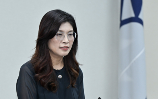 习邀郑丽文访北京 遭讽自挖大坑