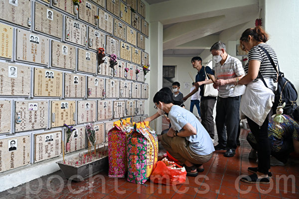 清明来临 大陆兴起代客扫墓 有人“扫错坟”