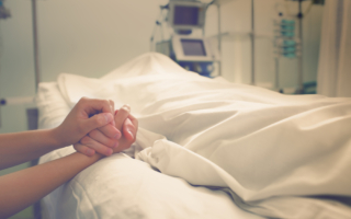 中国知名法医刘良在节目中承认“人有灵魂”