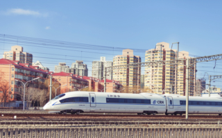 广东12人花30万介绍费 买月薪2500劳务派遣岗