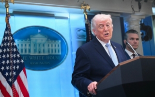 川普：美同意休战两周 伊开放霍尔木兹海峡