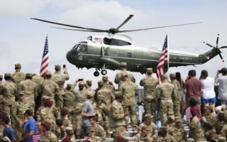 涉向媒体泄密 前美陆军雇员被逮捕及起诉