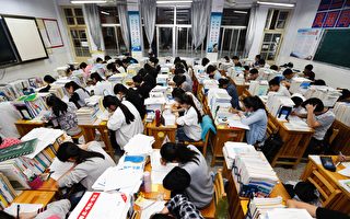 河北女生遭校园霸凌 官方封锁消息