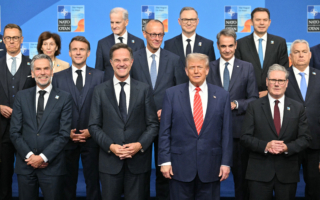 吕特：美等待欧洲对霍尔木兹海峡的承诺