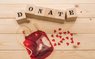 世界献血日中共呼吁献血 民众抵制