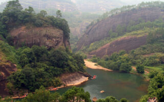 转生奇闻：前前世造业身上长猪蹄  三世记忆说分明