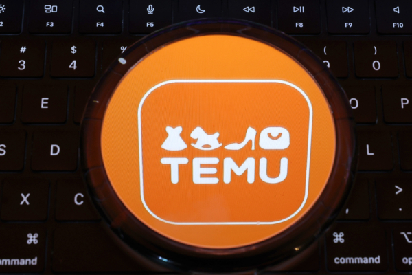 拼多多被罚巨款 暴力“抗法”细节曝光