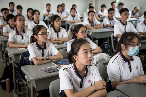 陆教师揭“衡水模式”黑幕:学生沦考试机器