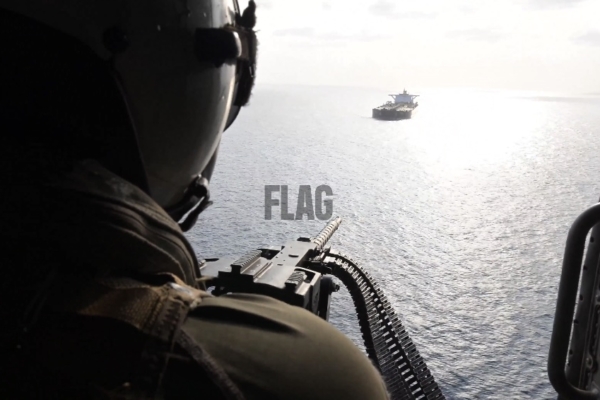 美军阻27艘船进出伊朗港口 发布警告视频