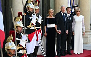 杨威：法美肩并肩 中共分化失败