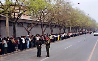 4.25亲历者：紧急电话与未发生的军队镇压