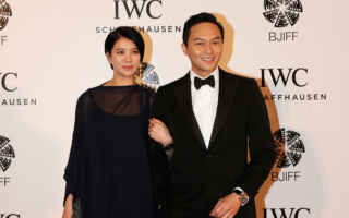 袁咏仪自称50岁后节制购物 张智霖表情引爆笑