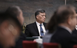 三副国级高官缺席政协开幕 前广西书记陈武高危