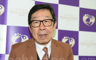胡枫94岁高龄开演唱会 近5小时唱45首歌