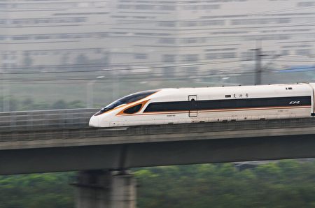 大陆高铁票半夜候补成功 女子醒来车已开走