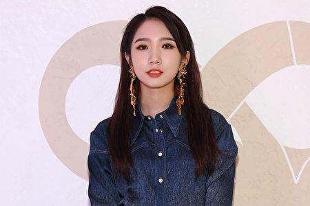 孟美岐蛰伏两年换自由身 躲过十年长约陷阱