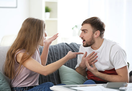 夫妻争吵愈演愈烈?心理学家教一招迅速止战