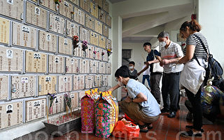 清明来临 大陆兴起代客扫墓 有人“扫错坟”