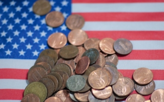美国财政部公布计划 逐步废除一美分硬币