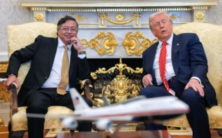 川普和哥伦比亚总统在白宫会晤