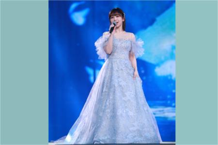 杨紫在罗马许愿池自报身份证号 引网友爆笑