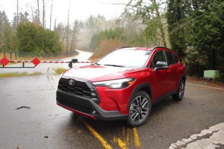 【车评】都会休旅 稳重实用 2026 Toyota Corolla Cross XLE AWD