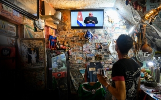 美国施压和国内抗议 古巴政权更迭势头渐强