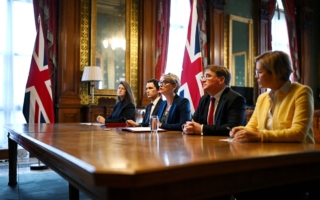 逾40国讨论联合行动 力求重开霍尔木兹海峡