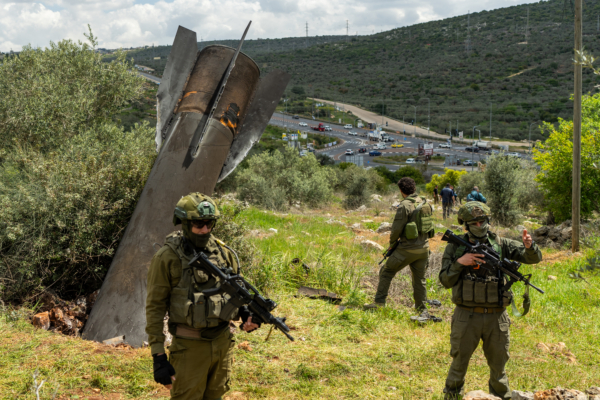 以军评估：伊朗仍拥逾千导弹 真主党藏万枚火箭