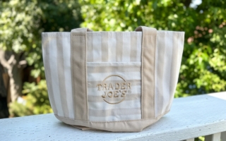 Trader Joe's卖夏季新版迷你包 再爆抢购潮