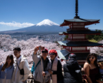 日本提高永住签证门槛 政策重心大转向