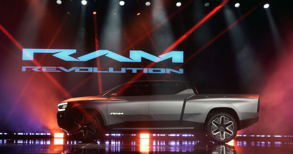 资料照。Stellantis旗下的Ram 1500 Revolution纯电动概念皮卡。(Ethan Miller/Getty Images)
