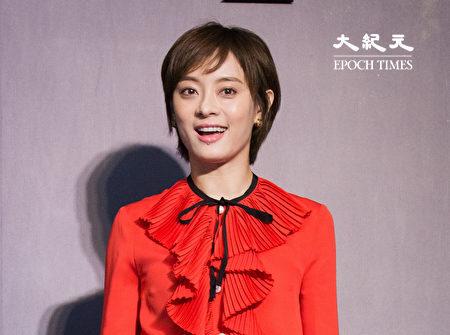 孙俪剪完短发自夸巨美 笑称与女儿小花有代沟